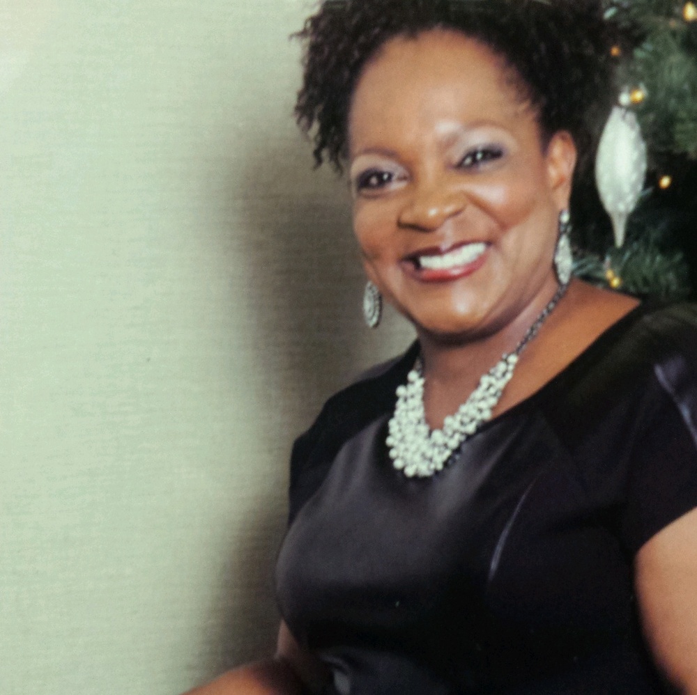 Meet your Posher, Cynthia